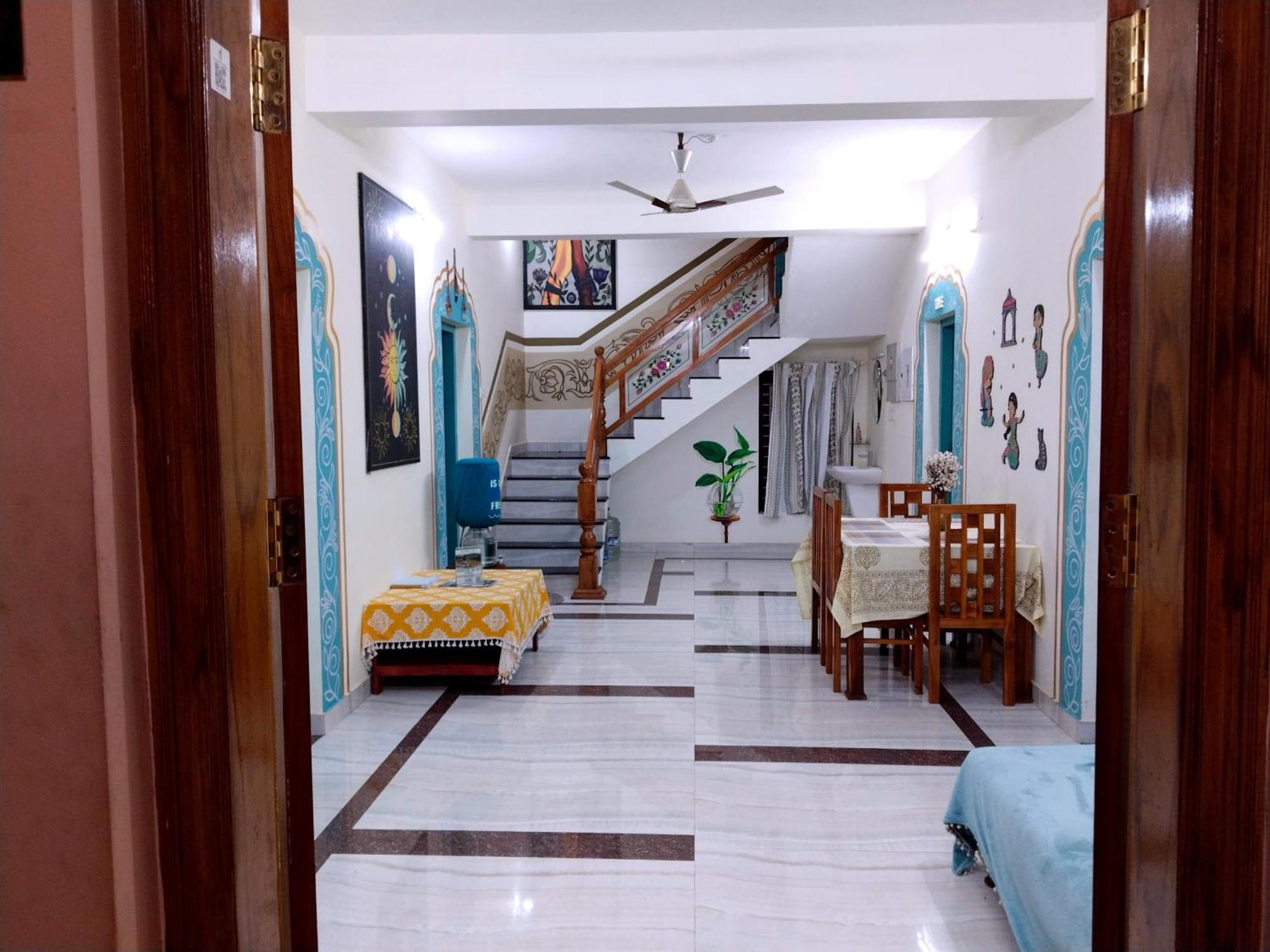 Hotel Gypsy Walker à Varkala Extérieur photo